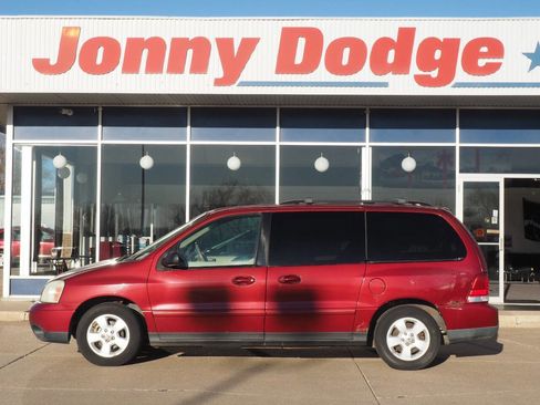 Used 2005 Ford Freestar SES image 2