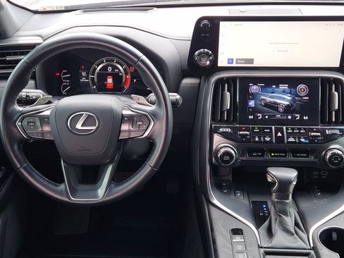 Used 2023 Lexus LX 600 4WD w/ Appearance Package image 36