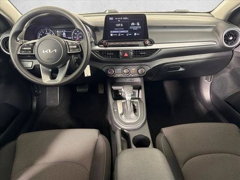 Used 2022 Kia Forte LXS FWD image 22