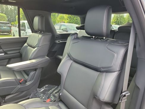 New 2026 Ford Expedition Platinum w/ Stealth Appearance Package AWD/4WD image 14