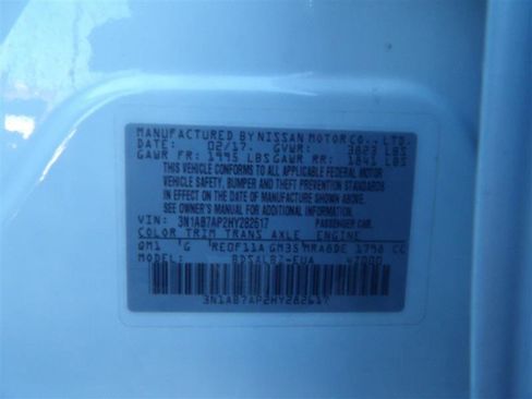 Used 2017 Nissan Sentra S image 24