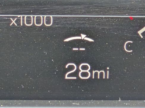 Certified 2025 GMC Acadia Elevation w/ Elevation Premium Package image 23