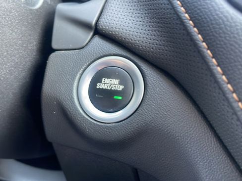 Used 2019 Chevrolet Equinox Premier AWD/4WD image 21