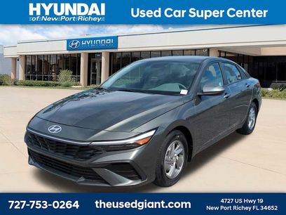 Used 2025 Hyundai Elantra SE