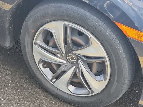 Used 2020 Honda Civic LX image 7