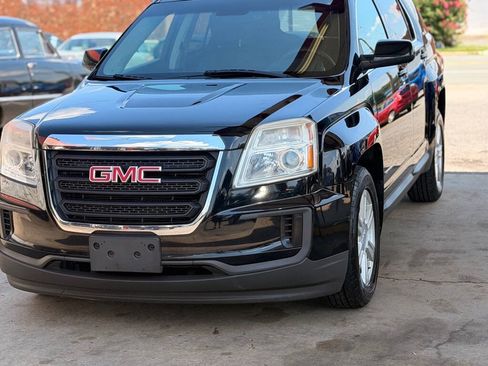 Used 2016 GMC Terrain SLE FWD image 2