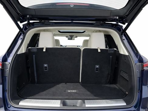 Used 2023 INFINITI QX60 Luxe w/ Performance Audio Package image 8