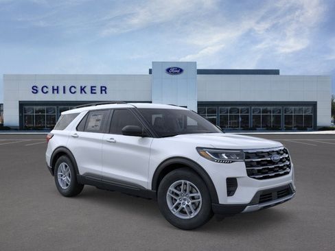 New 2026 Ford Explorer Active AWD/4WD image 7