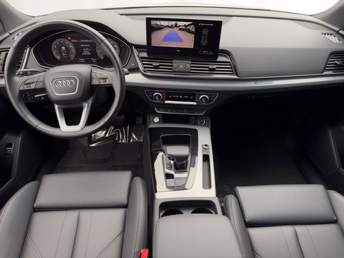 Used 2024 Audi Q5 2.0T Premium w/ Summer of Audi Package AWD/4WD image 19