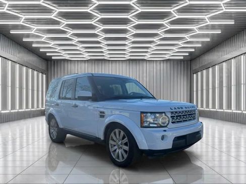 Used 2013 Land Rover LR4 HSE w/ HSE Pkg AWD/4WD image 2