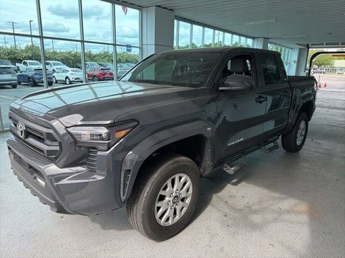 Used 2024 Toyota Tacoma SR5 AWD/4WD image 3
