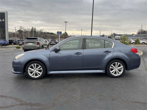 Used 2013 Subaru Legacy 2.5i Premium w/ All-Weather Pkg image 3