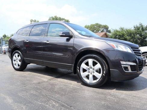 Used 2016 Chevrolet Traverse LT w/ Style and Technology Package AWD/4WD image 7