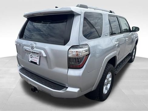 Used 2024 Toyota 4Runner SR5 AWD/4WD image 5