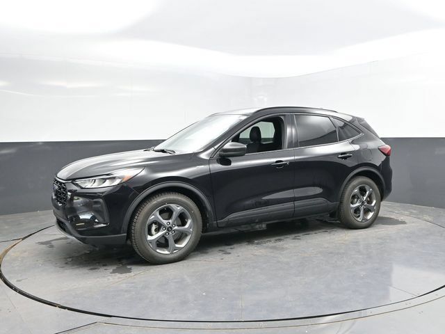 Used 2025 Ford Escape ST-Line FWD image 7
