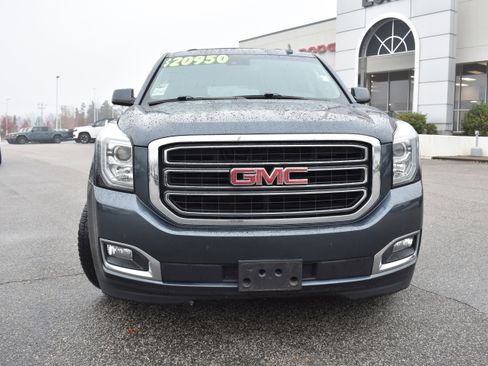 Used 2019 GMC Yukon XL SLT w/ Open Road Package image 4