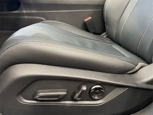 Used 2025 Acura TLX w/ Technology Package image 24