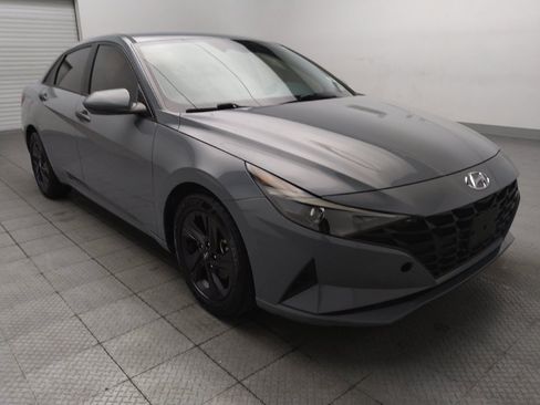 Used 2021 Hyundai Elantra SEL FWD image 13
