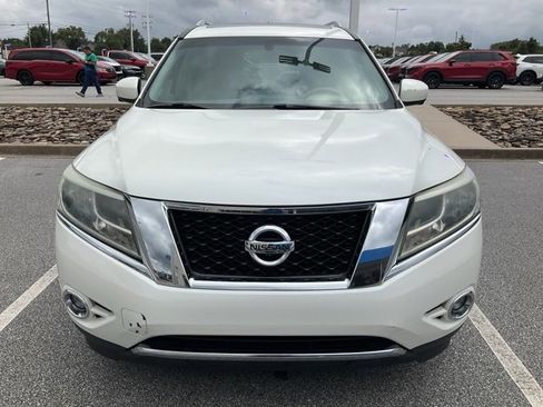 Used 2015 Nissan Pathfinder Platinum image 13
