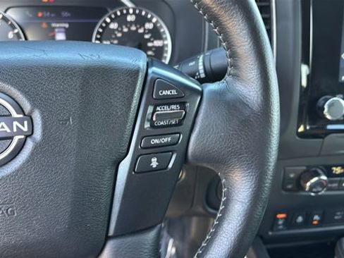 Used 2024 Nissan Frontier SV w/ SV Convenience Package image 23