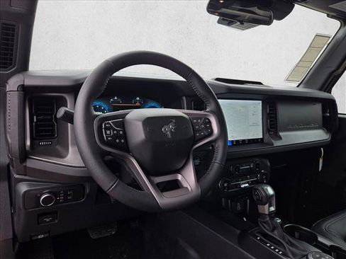 New 2026 Ford Bronco Big Bend image 3