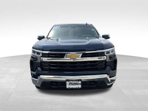 Certified 2022 Chevrolet Silverado 1500 LT image 2
