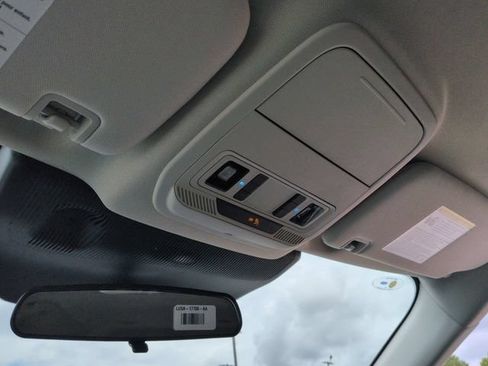 New 2026 Ford Explorer Active RWD image 21