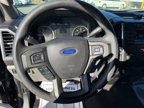 Used 2016 Ford F150 XLT image 14
