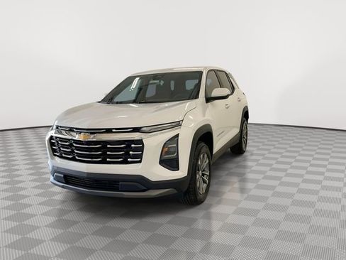 New 2026 Chevrolet Equinox LT w/ Convenience Package II AWD/4WD image 7