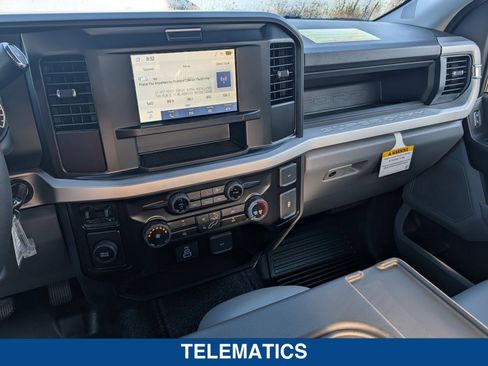New 2026 Ford F250 XL w/ XL Chrome Package RWD image 27