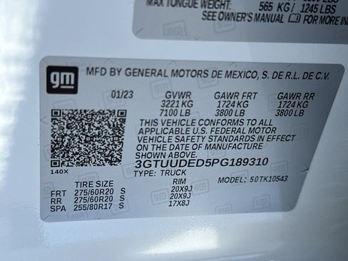 Certified 2023 GMC Sierra 1500 SLT w/ SLT Premium Package AWD/4WD image 29