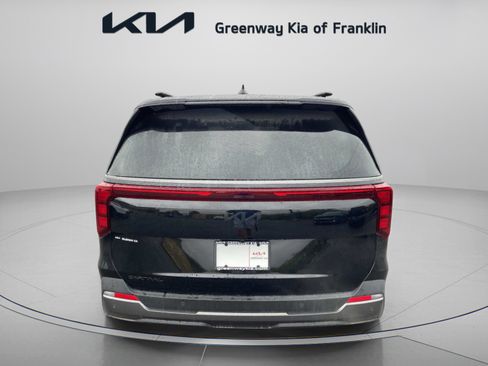 New 2026 Kia Carnival SX w/ SX Dark Edition Package FWD image 6
