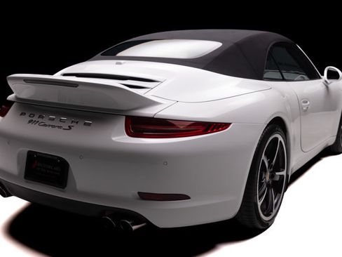 Used 2015 Porsche 911 Carrera S RWD image 38