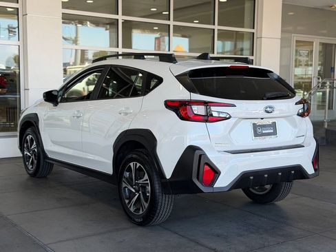 Used 2024 Subaru Crosstrek 2.0i Premium AWD/4WD image 9