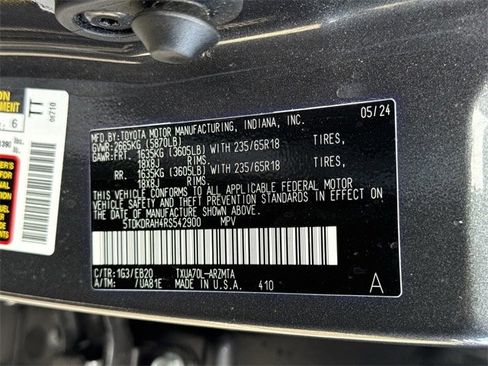 Used 2024 Toyota Highlander XLE image 38