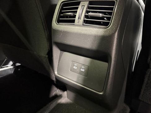 Used 2024 Nissan Rogue SV AWD/4WD image 15