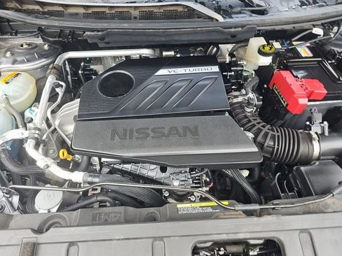 Used 2025 Nissan Rogue SL FWD image 8