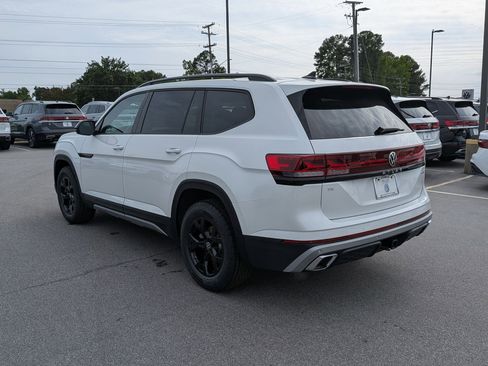 New 2026 Volkswagen Atlas Peak Edition AWD/4WD image 5