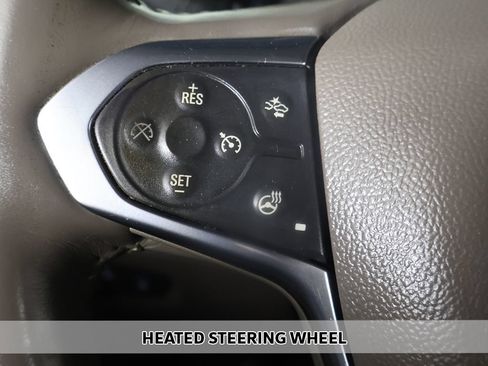 Used 2020 Chevrolet Traverse LT w/ Driver Confidence II Package AWD/4WD image 6