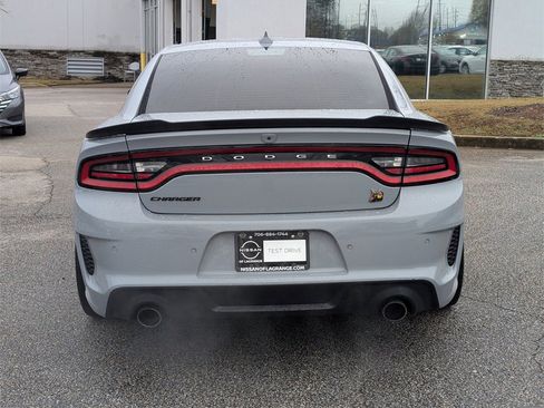 Used 2022 Dodge Charger Scat Pack image 6