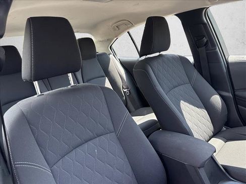 Certified 2025 Toyota Corolla LE FWD image 27