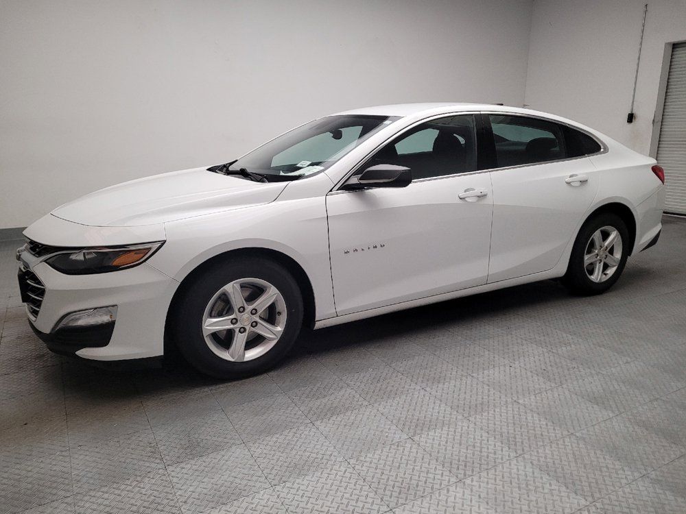 Used 2023 Chevrolet Malibu LS FWD image 2