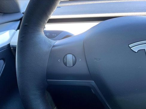 Used 2022 Tesla Model 3 Performance AWD/4WD image 18