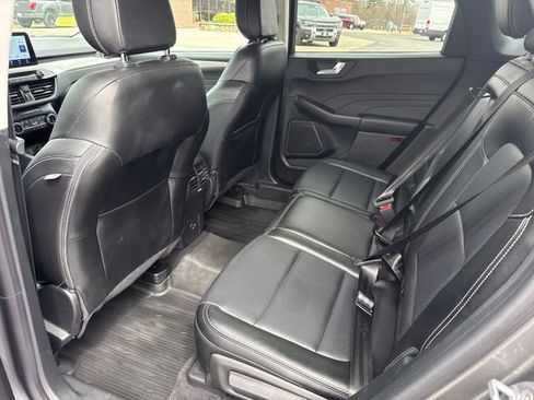 Certified 2022 Ford Escape SEL image 11