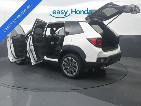 Certified 2025 Honda Passport EX-L image 38