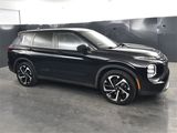 Used 2022 Mitsubishi Outlander SE image 2