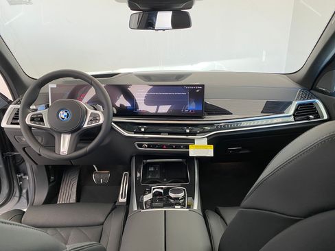 New 2026 BMW X5 xDrive50e w/ M Sport Package AWD/4WD image 16