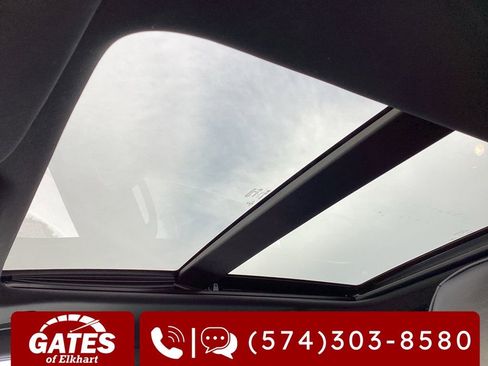 Used 2020 Jeep Grand Cherokee Limited w/ Luxury Group II image 4