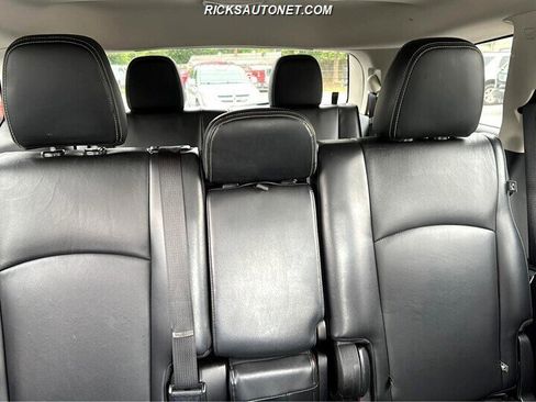 Used 2014 Dodge Journey Limited w/ Flexible Seating Group image 7