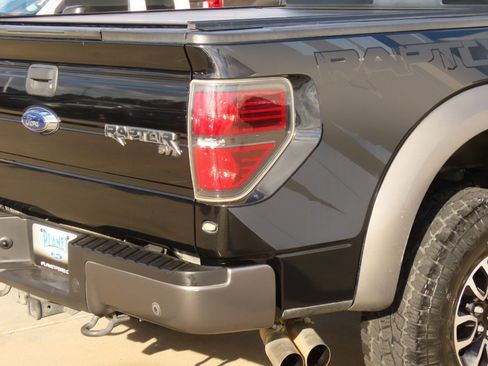 Used 2013 Ford F150 Raptor w/ Luxury Equipment Group image 12